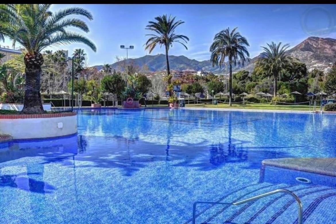 Stefys Beach Apartment Benalmadena Luaran gambar