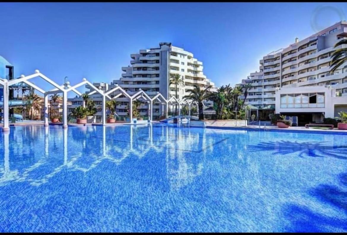 Stefys Beach Apartment Benalmadena Luaran gambar